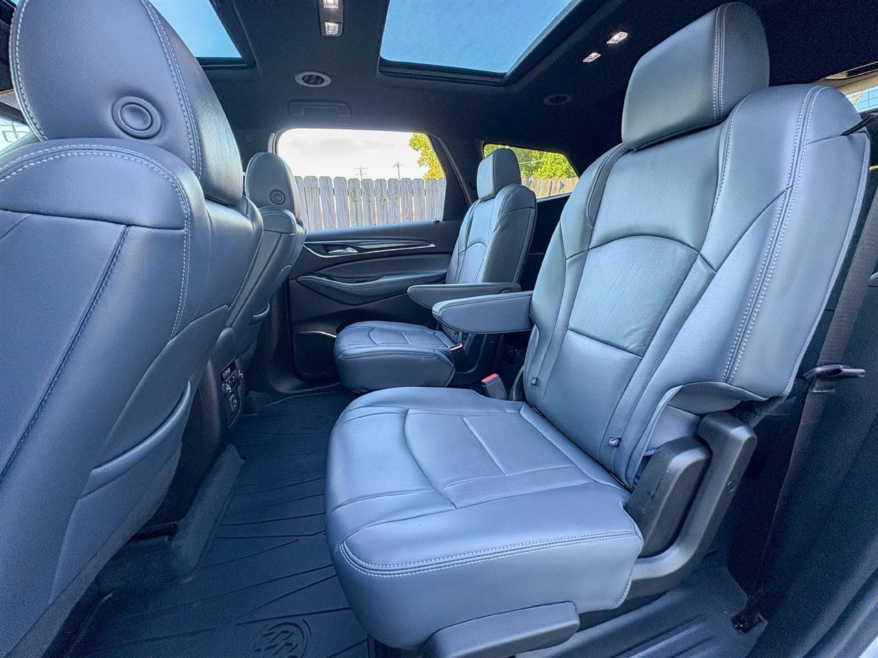 Buick Enclave Essence 2024