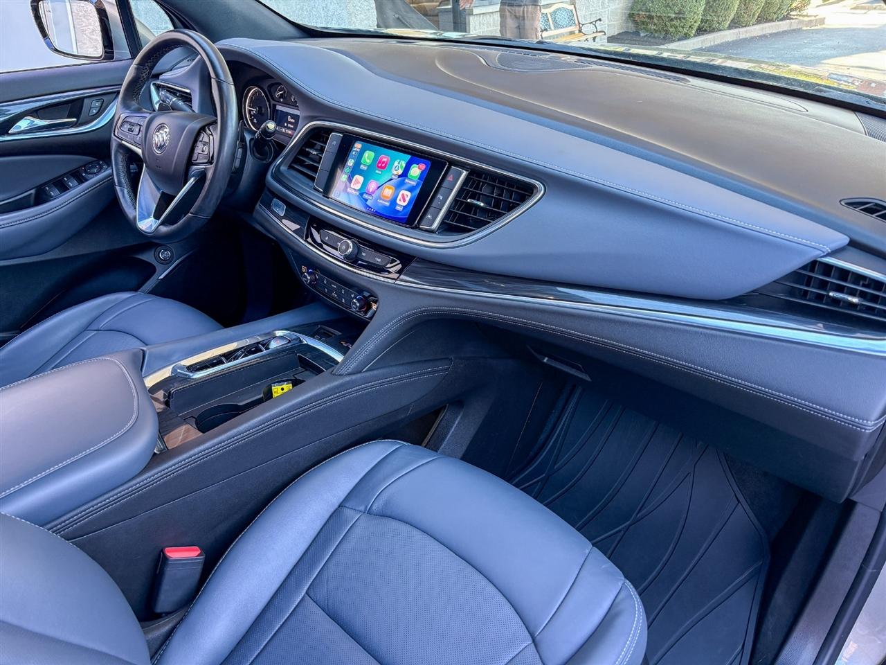 Buick Enclave Essence 2024