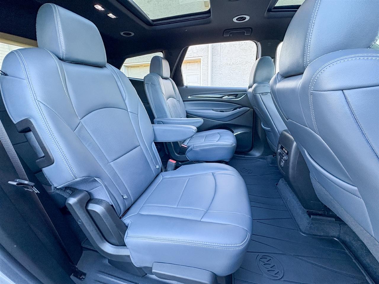 Buick Enclave Essence 2024