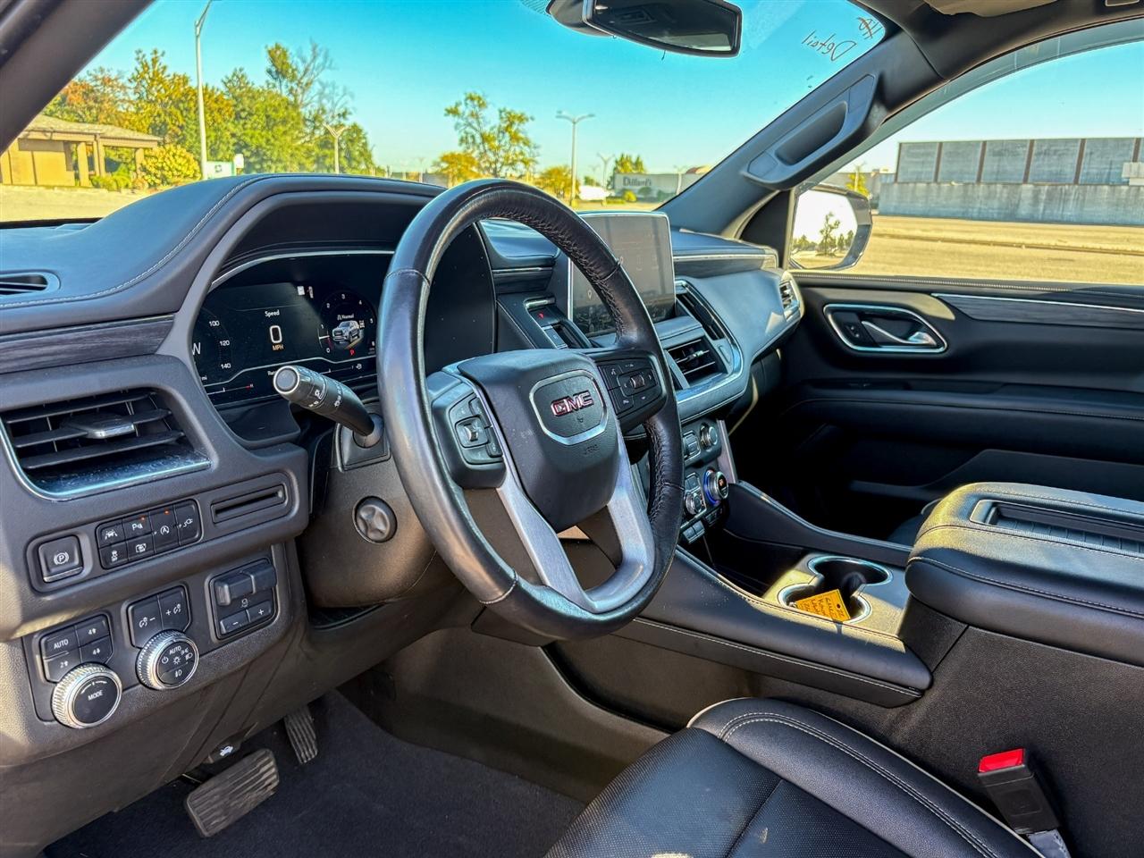 GMC Yukon XL SLT 4WD 2022