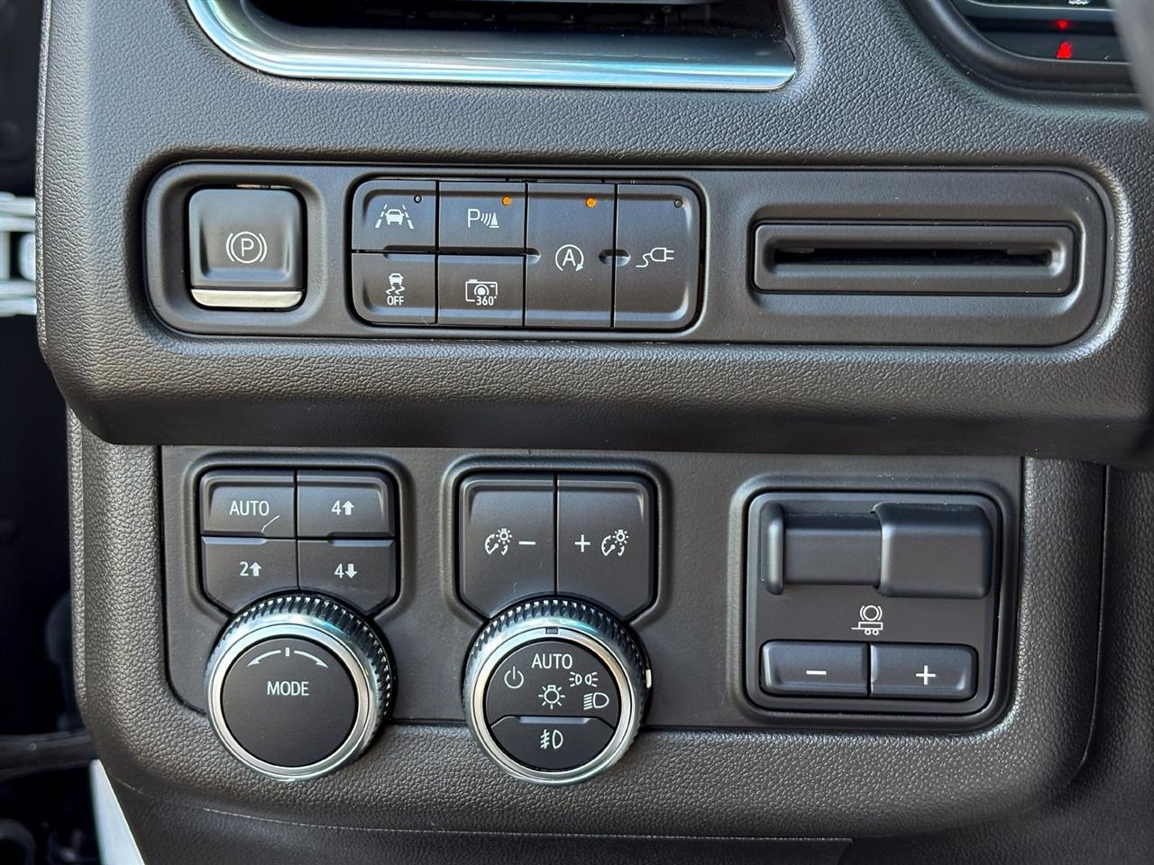 GMC Yukon XL SLT 4WD 2022