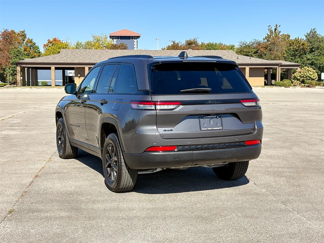 Jeep Grand Cherokee  2025