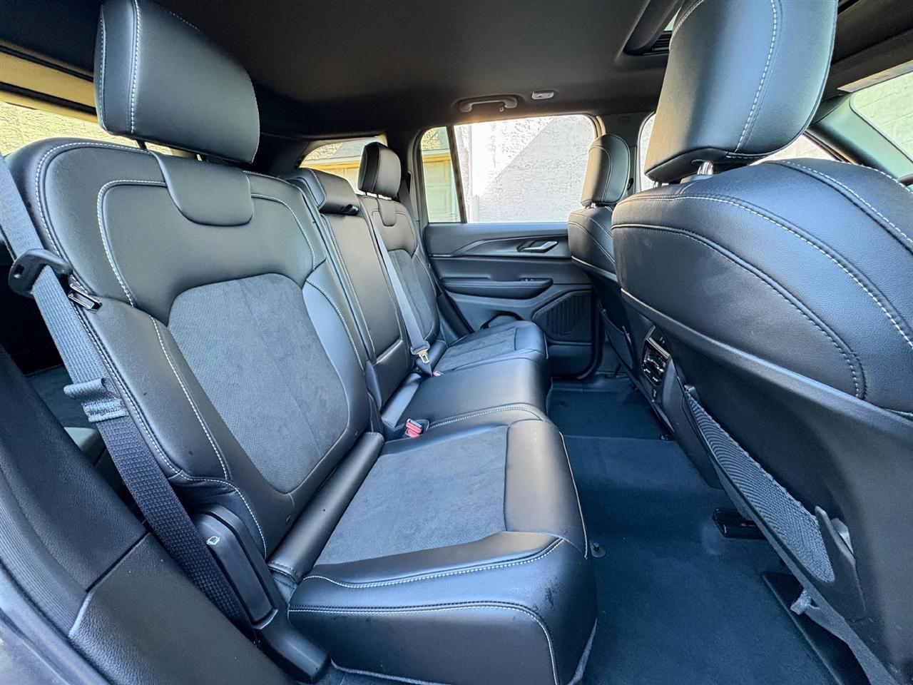 Jeep Grand Cherokee  2025