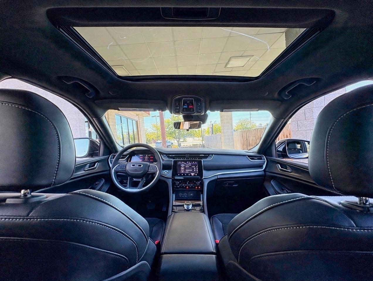 Jeep Grand Cherokee  2025