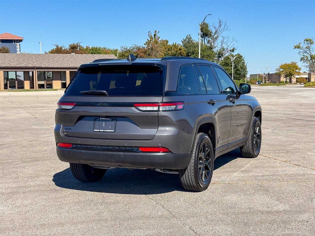 Jeep Grand Cherokee  2025