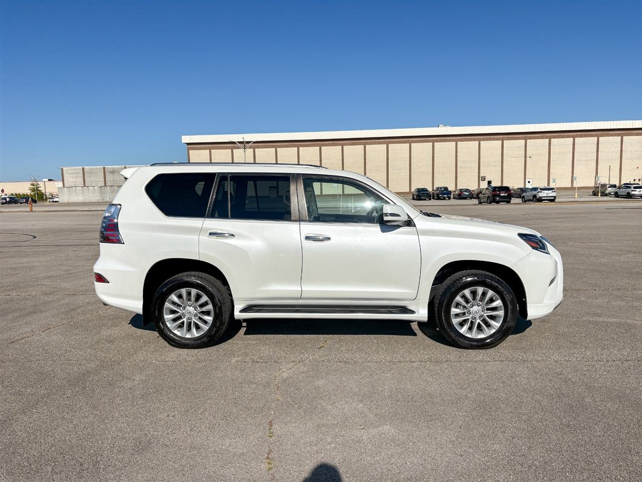 Lexus GX  2021