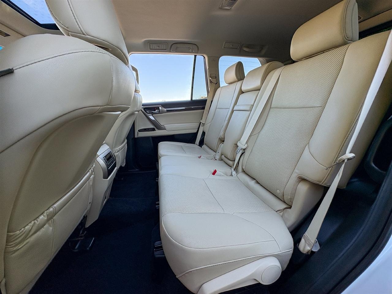 Lexus GX  2021