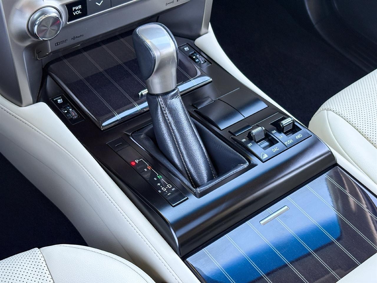 Lexus GX  2021