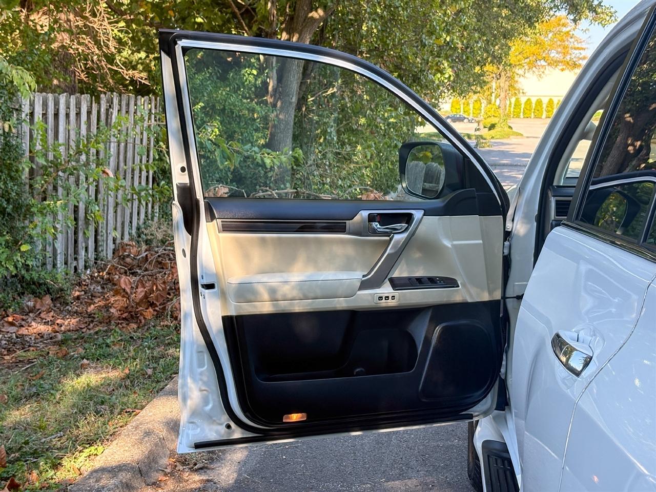 Lexus GX  2021