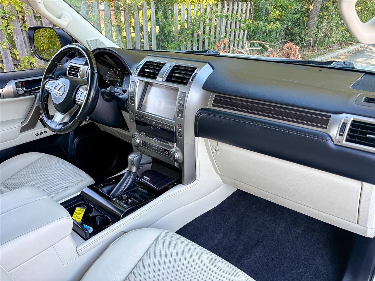 Lexus GX  2021