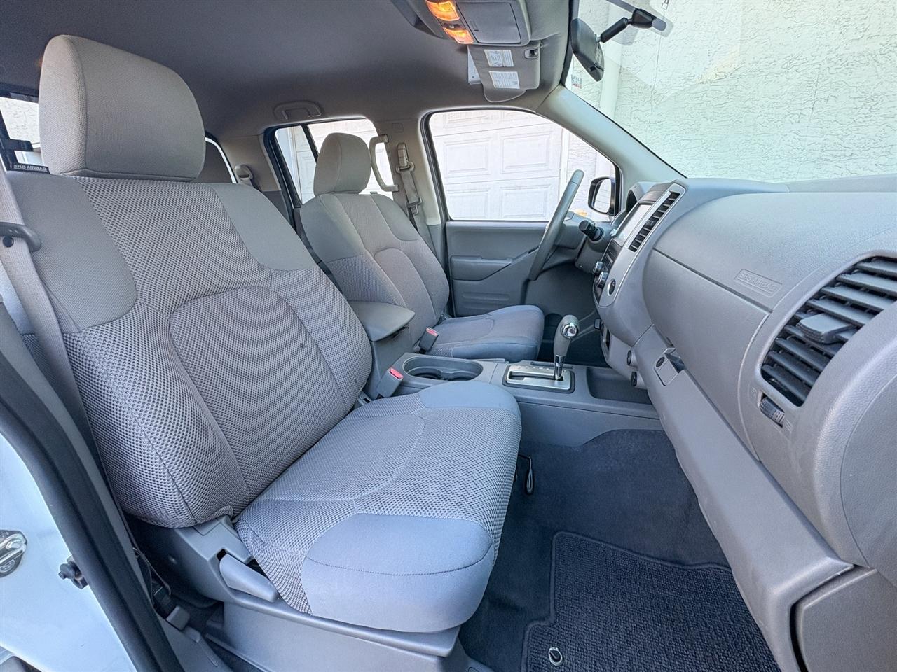 Nissan Frontier  2019