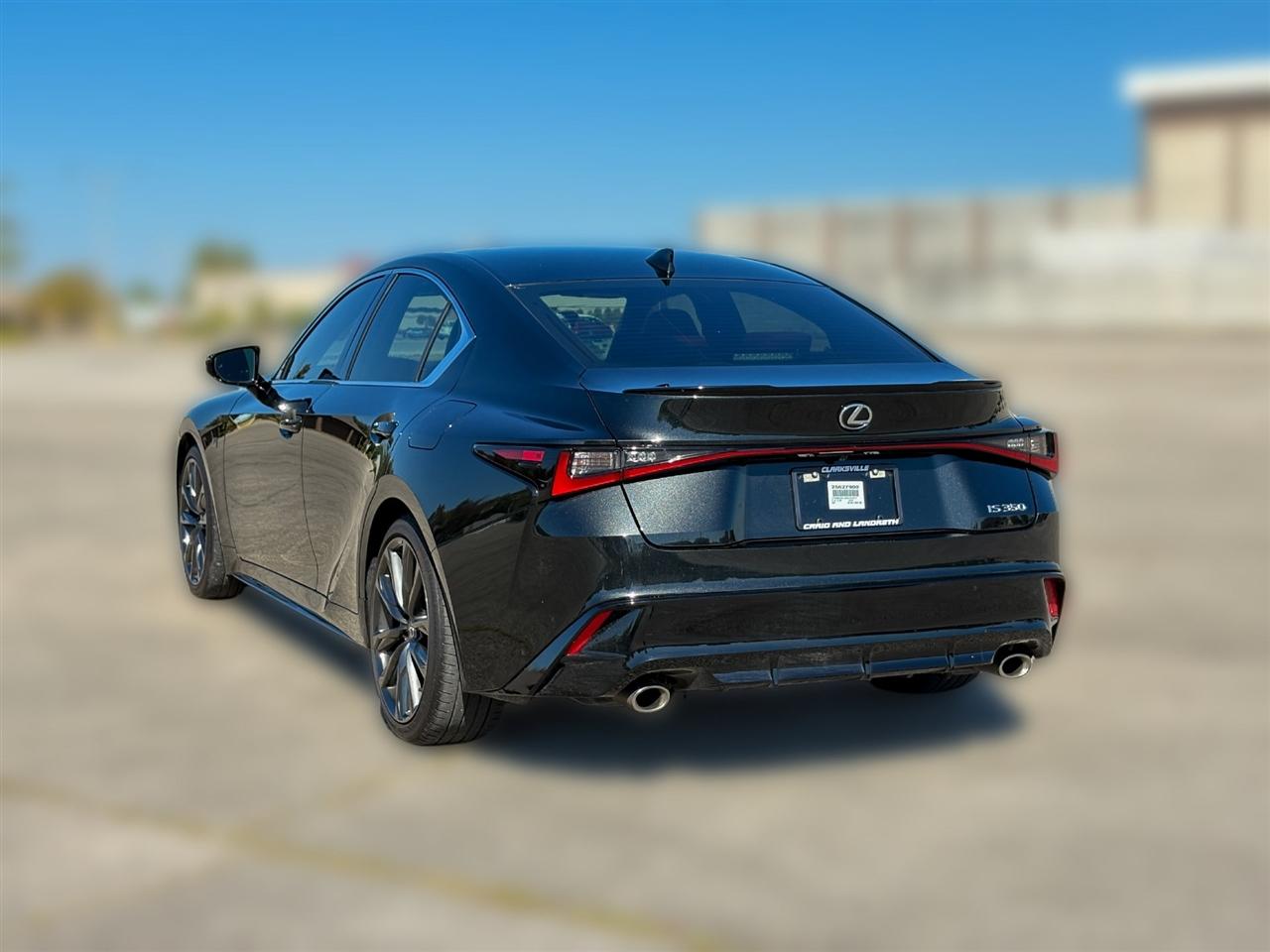 Lexus IS  2025