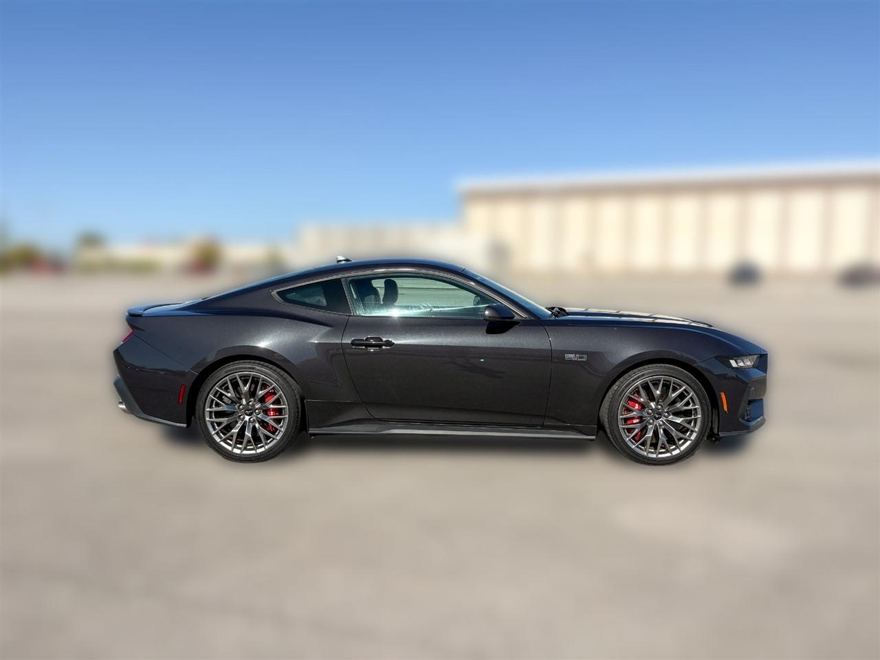 Ford Mustang  2024