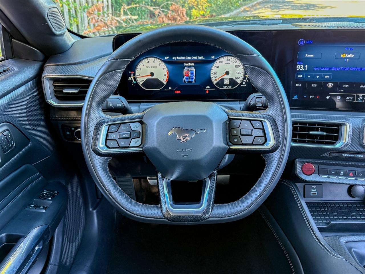 Ford Mustang  2024