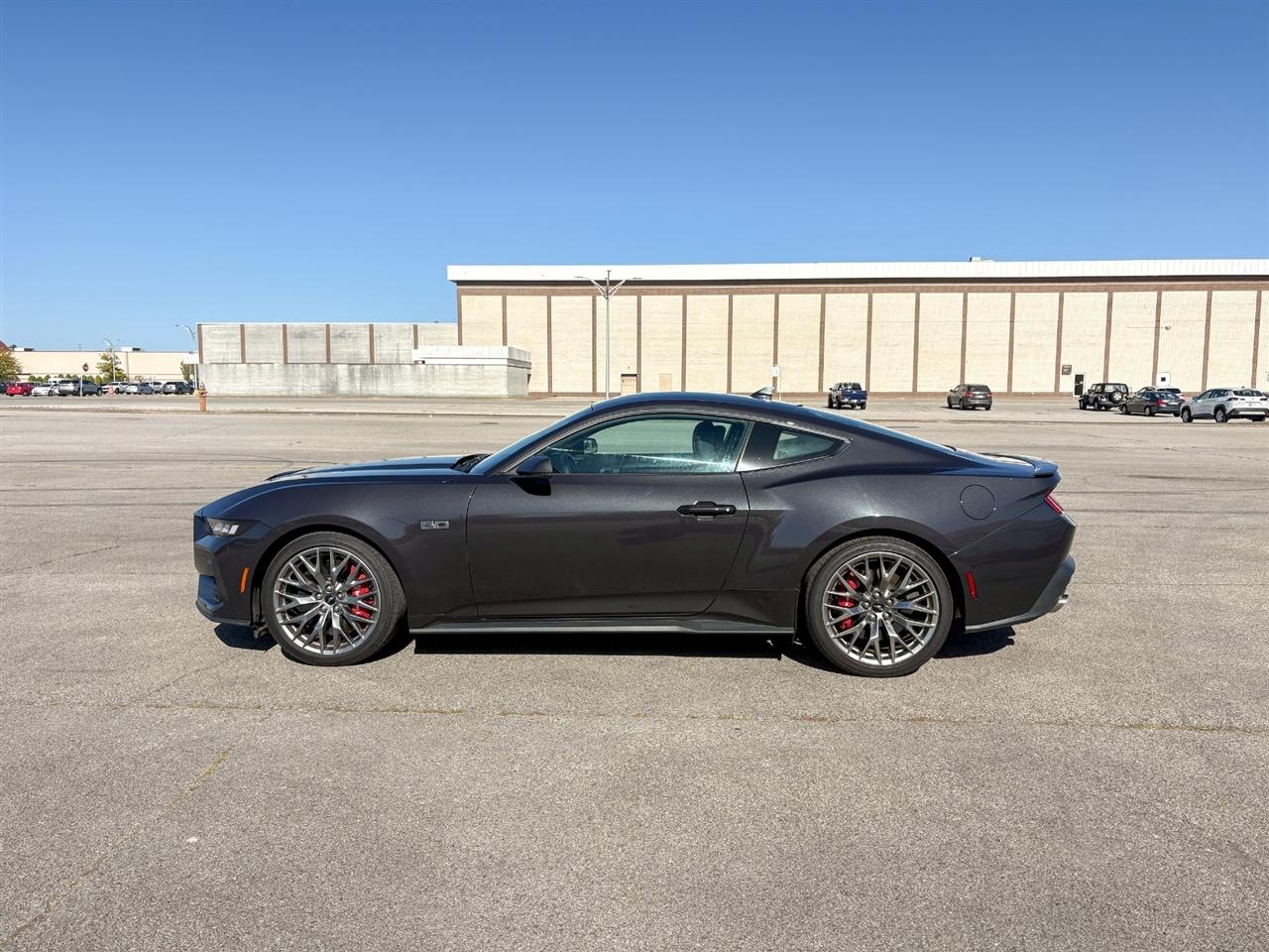 Ford Mustang  2024