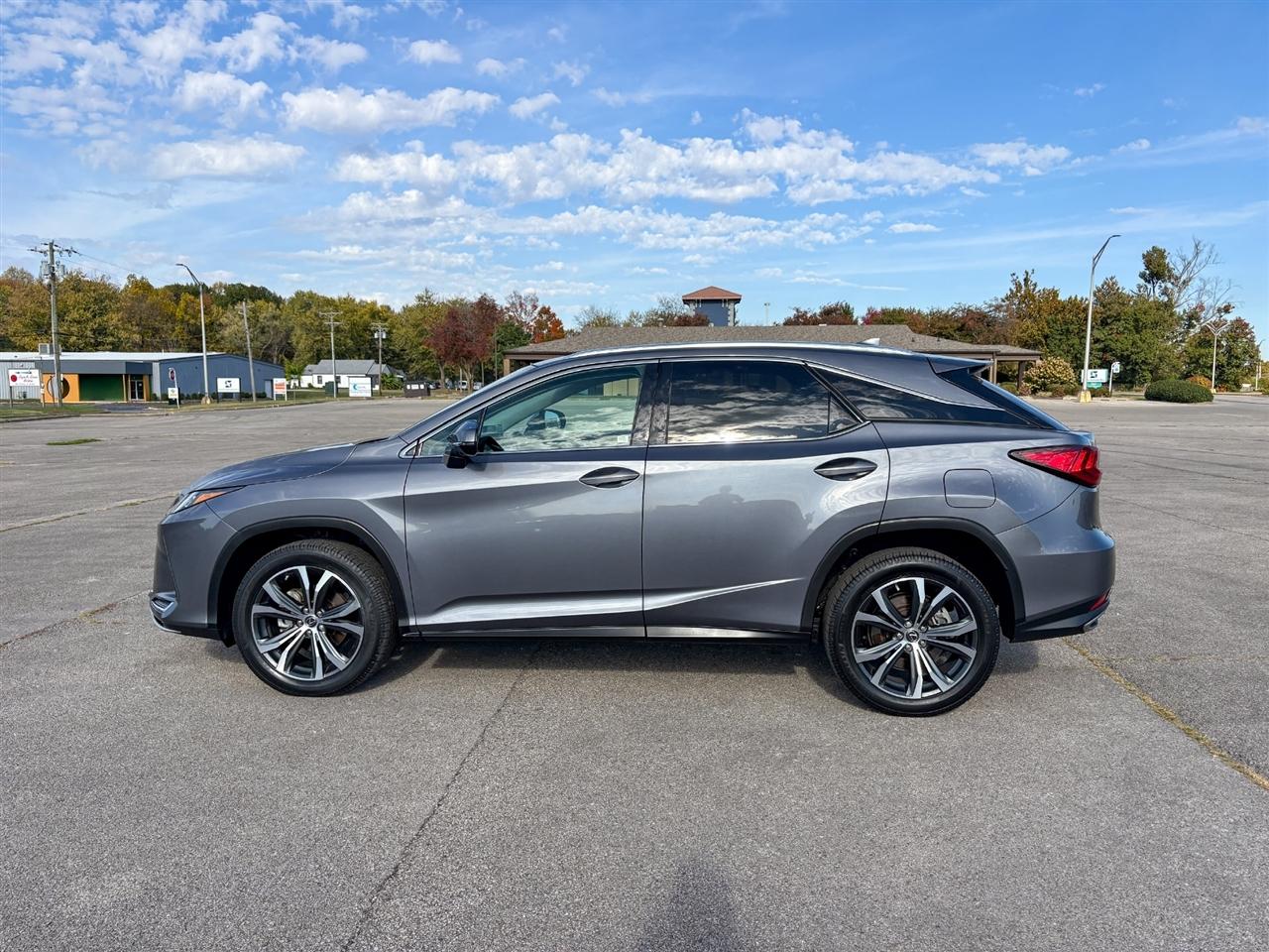 Lexus RX  2020