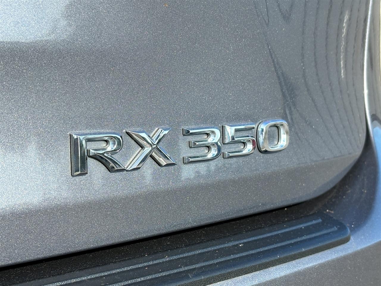 Lexus RX  2020