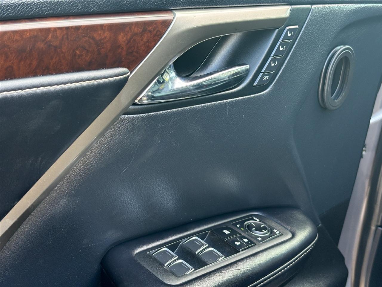Lexus RX  2020