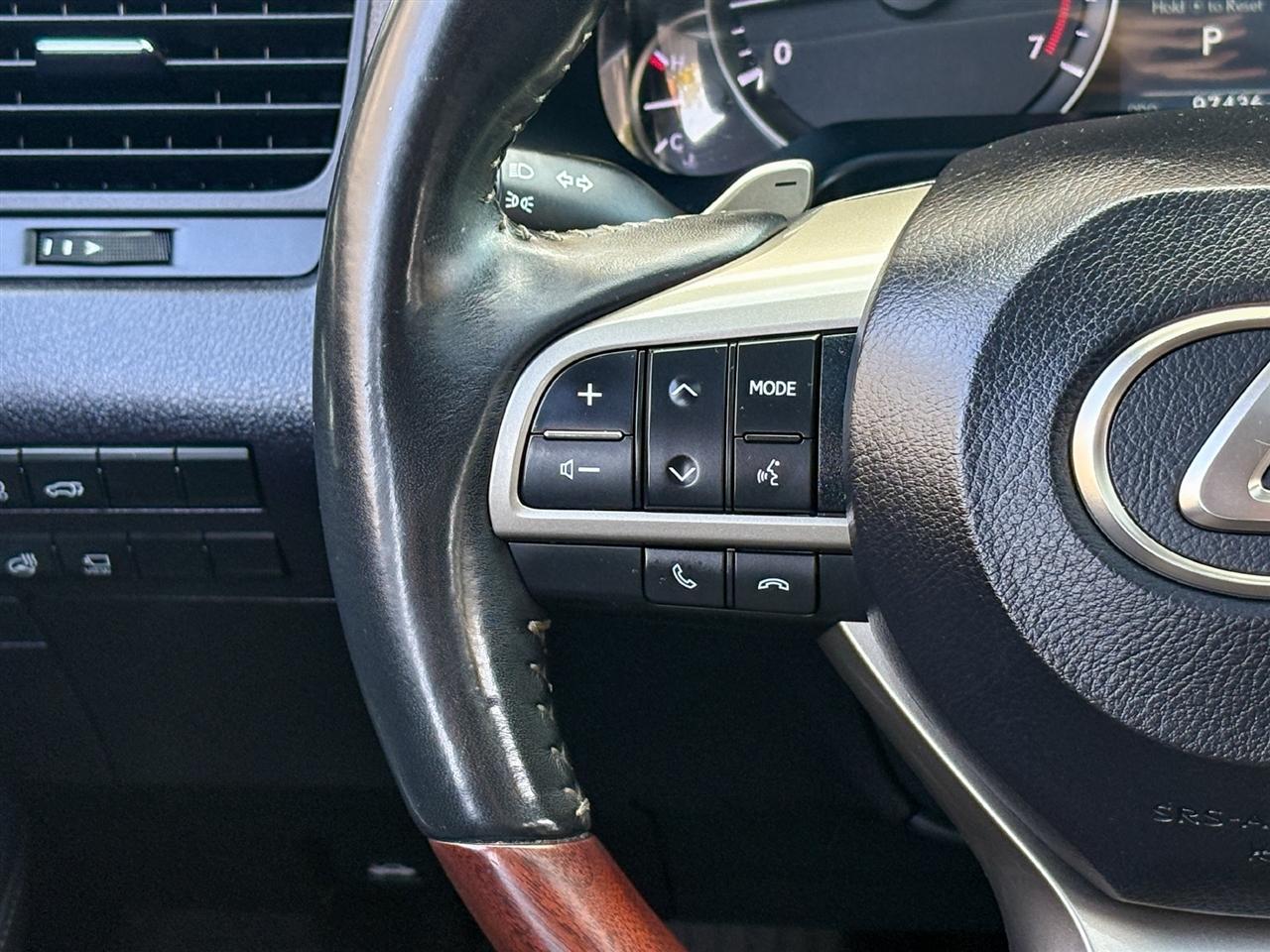 Lexus RX  2020