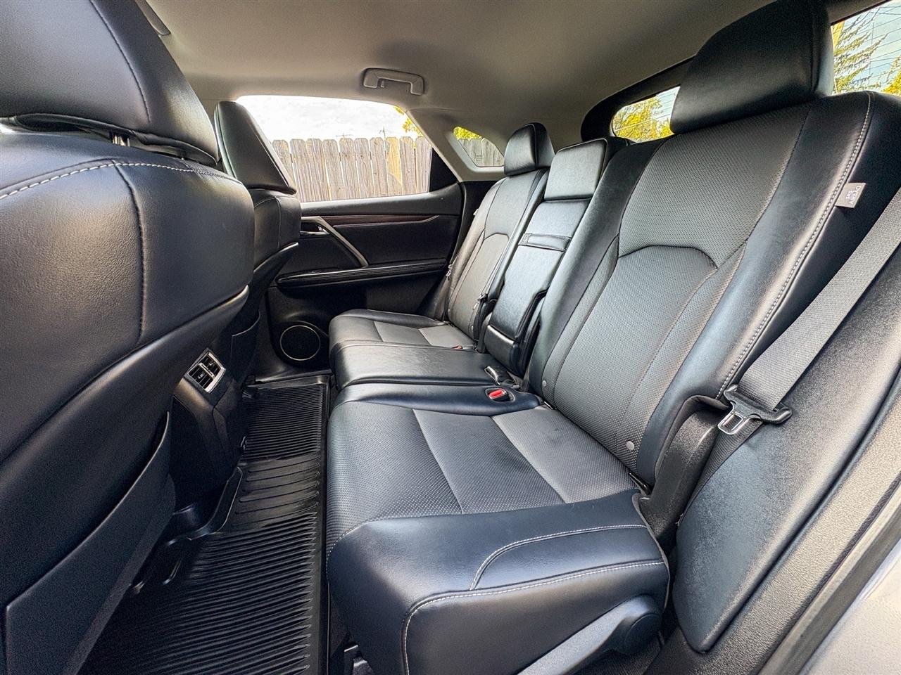 Lexus RX  2020