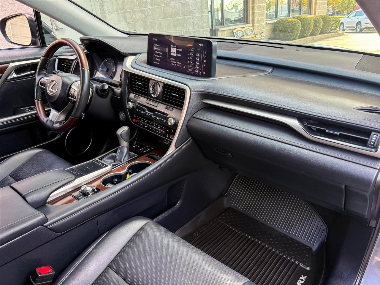 Lexus RX  2020