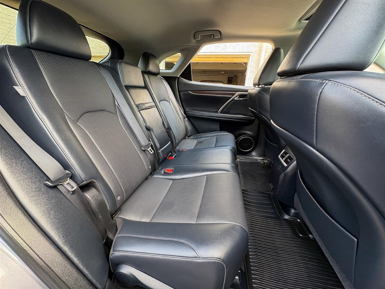 Lexus RX  2020
