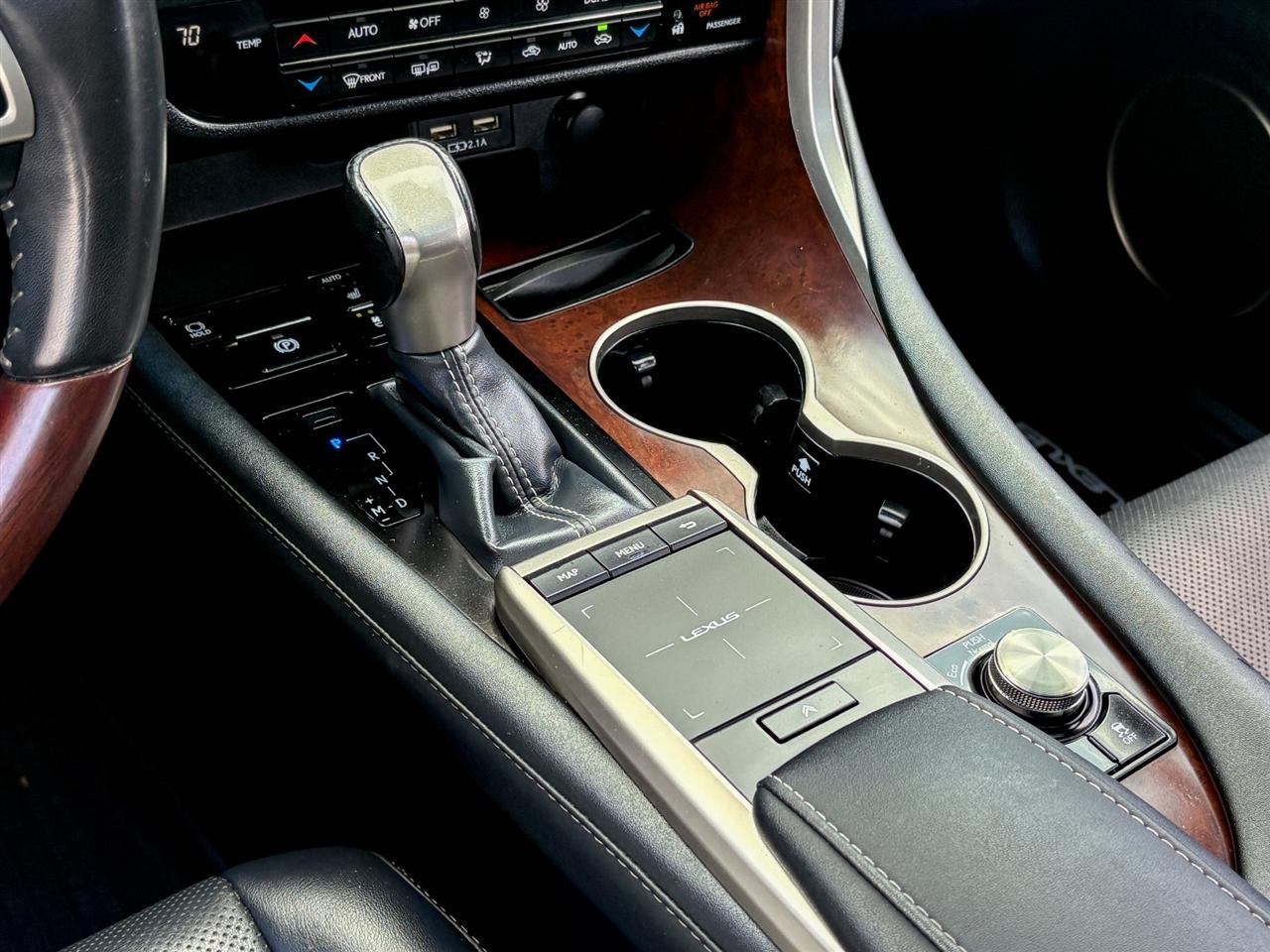 Lexus RX  2020