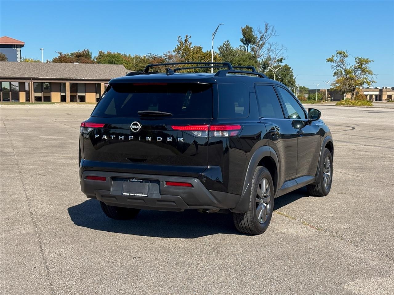Nissan Pathfinder  2025
