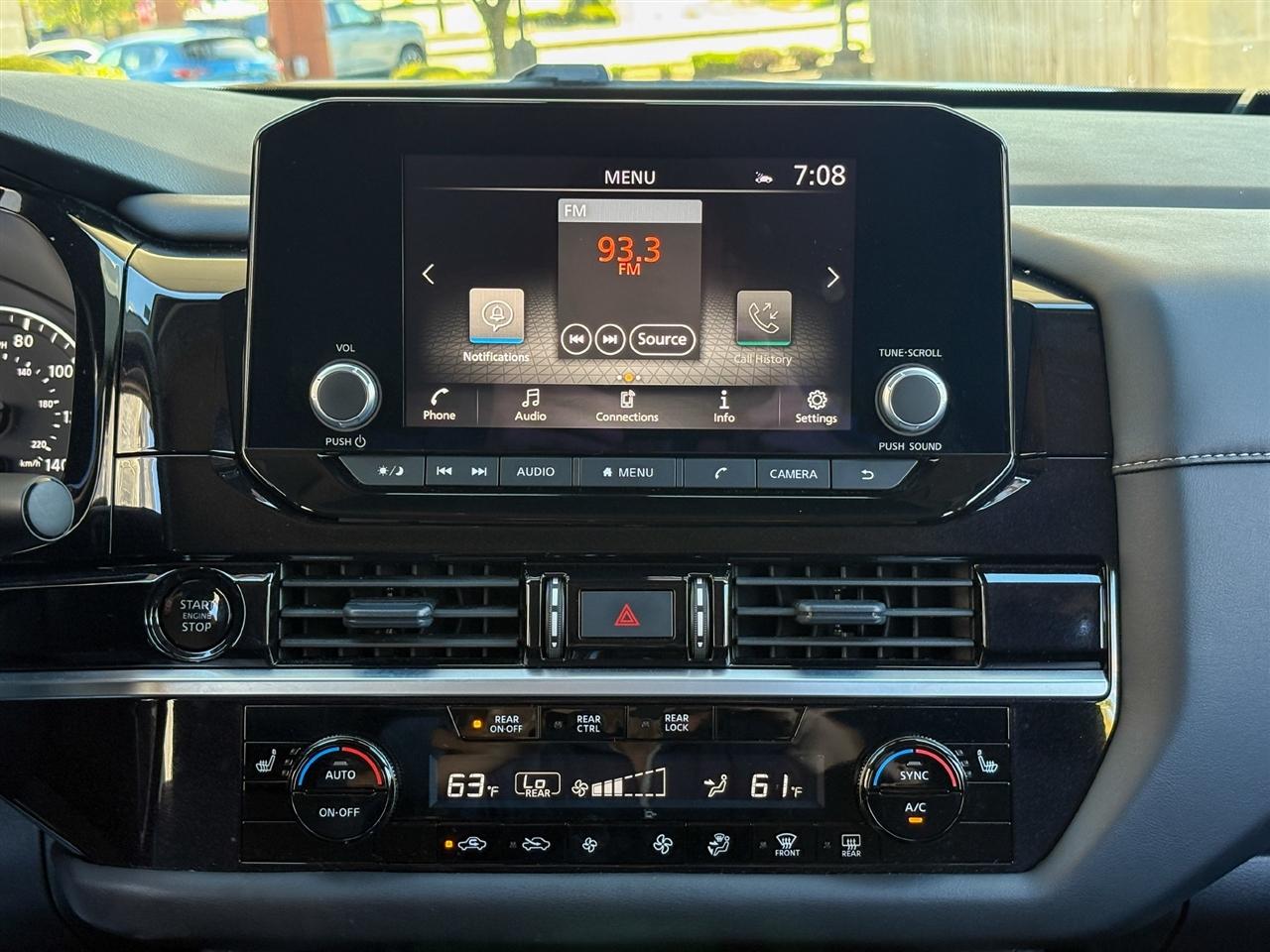 Nissan Pathfinder  2025