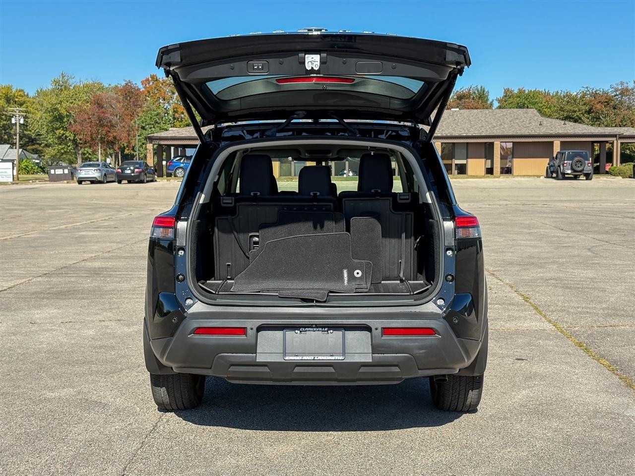 Nissan Pathfinder  2025