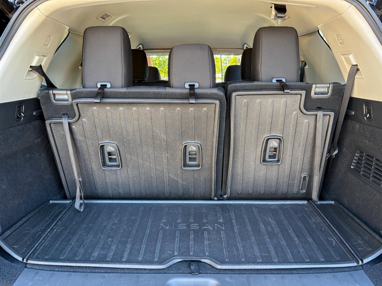 Nissan Pathfinder  2025