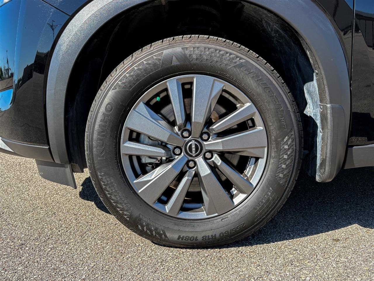 Nissan Pathfinder  2025