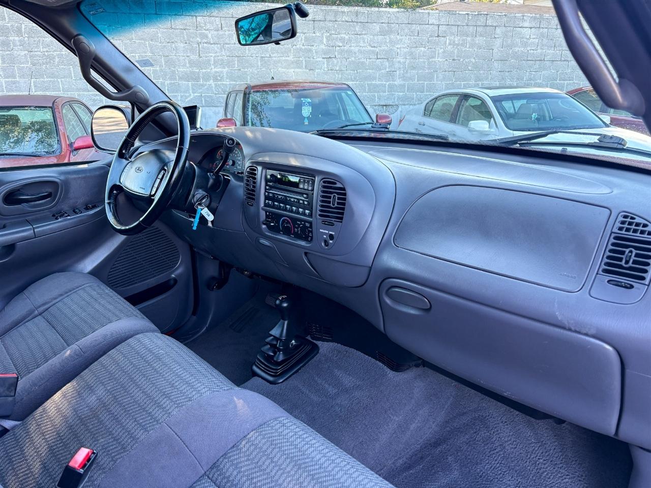 Ford F-150  2002