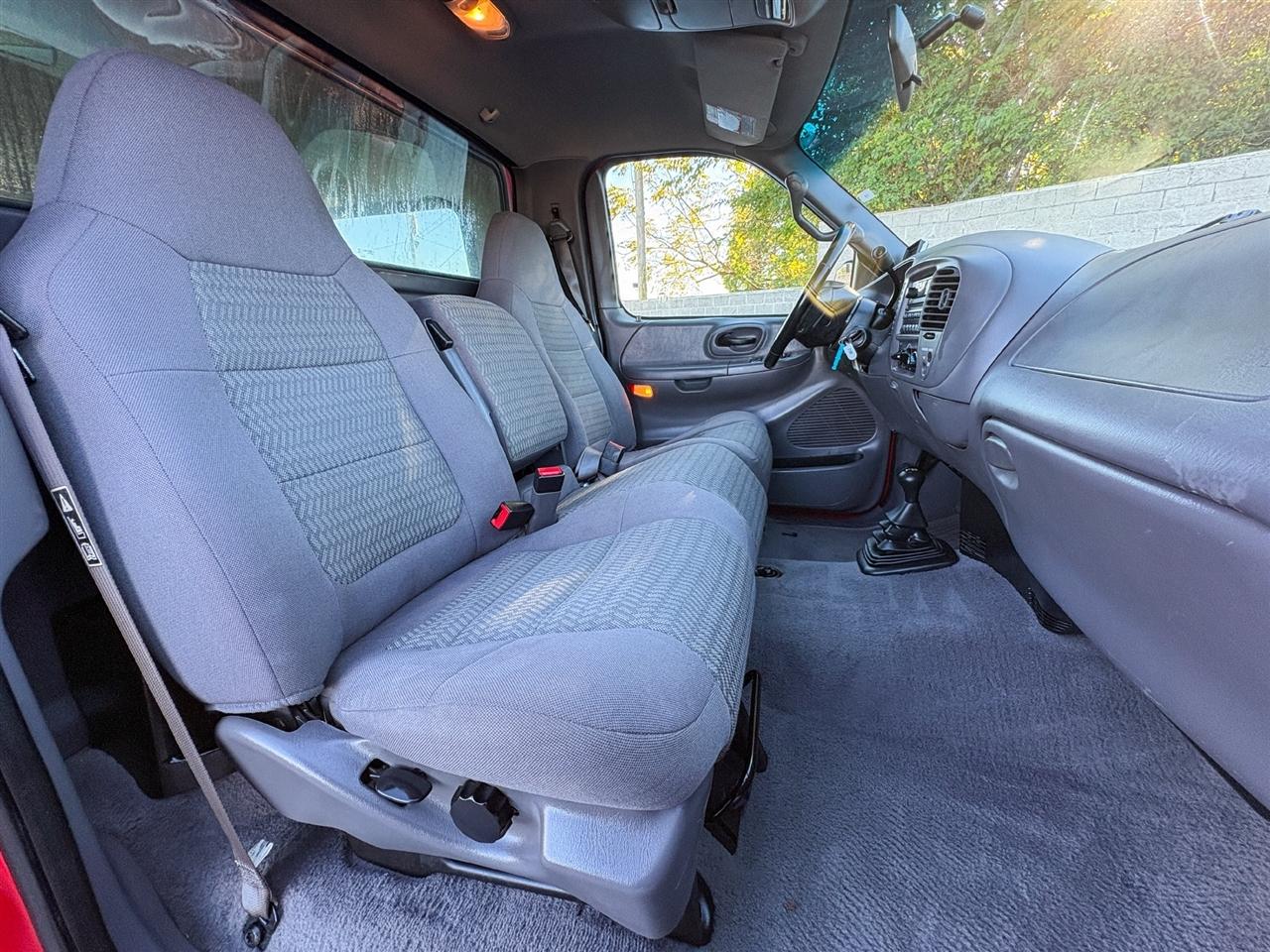 Ford F-150  2002