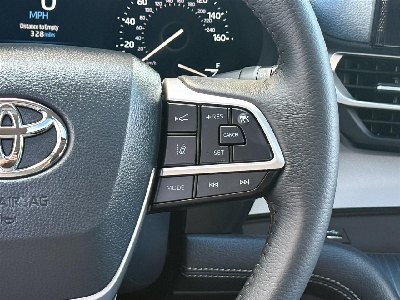 Toyota Sienna  2026