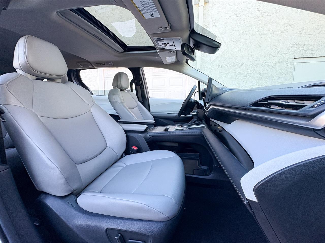 Toyota Sienna  2026