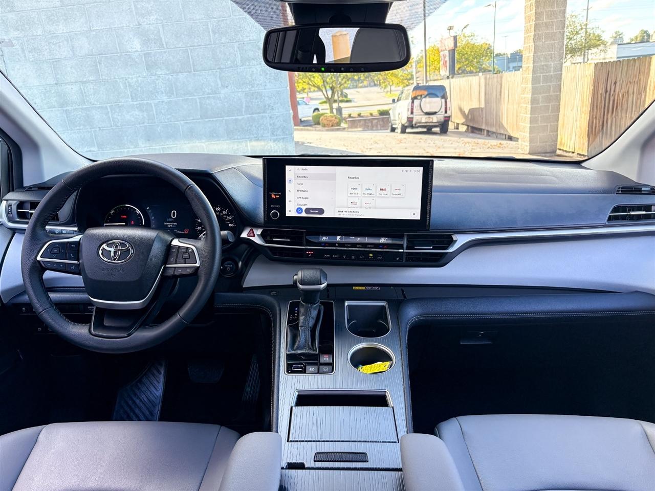 Toyota Sienna  2026