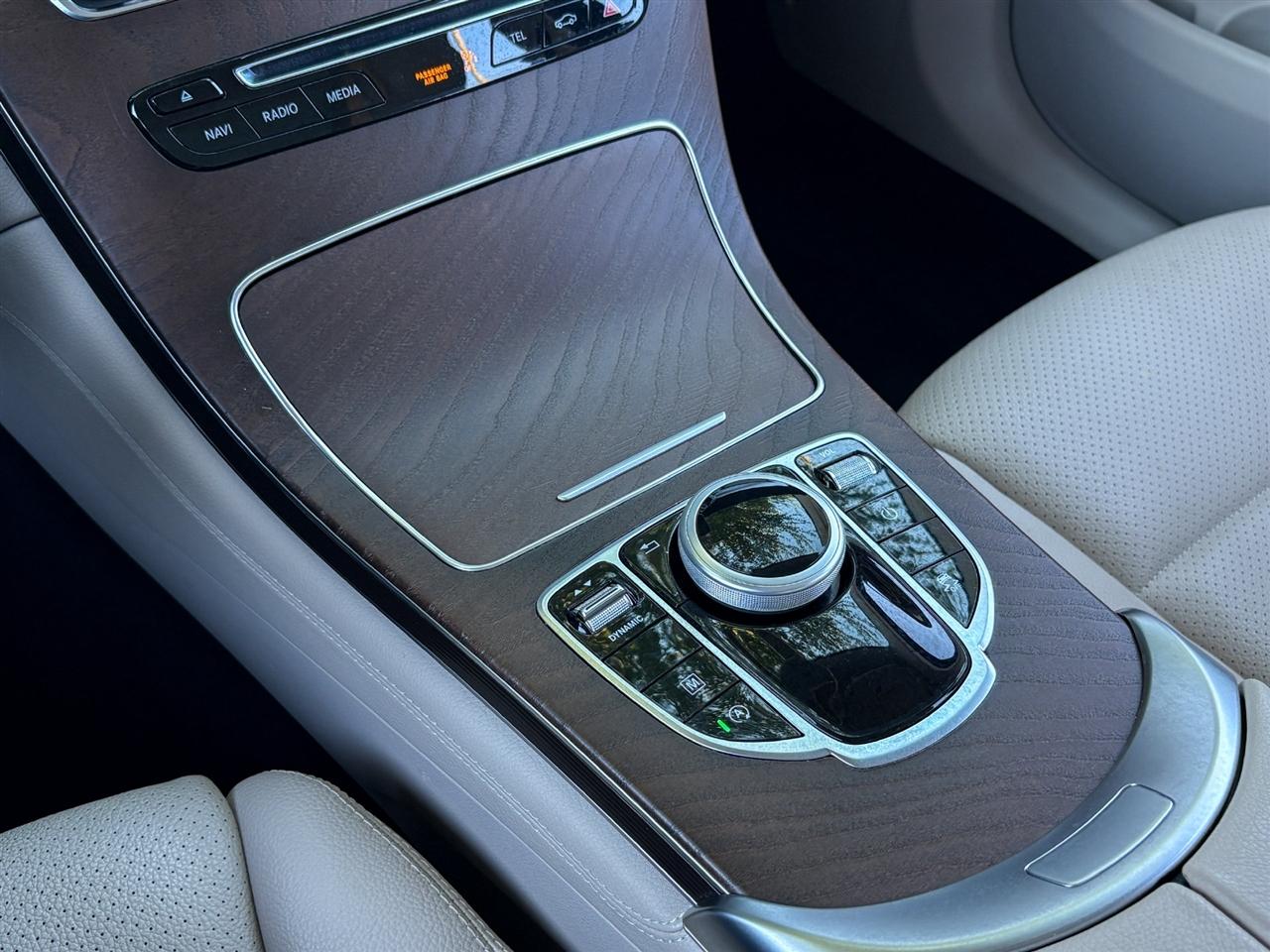 Mercedes-Benz GLC  2019