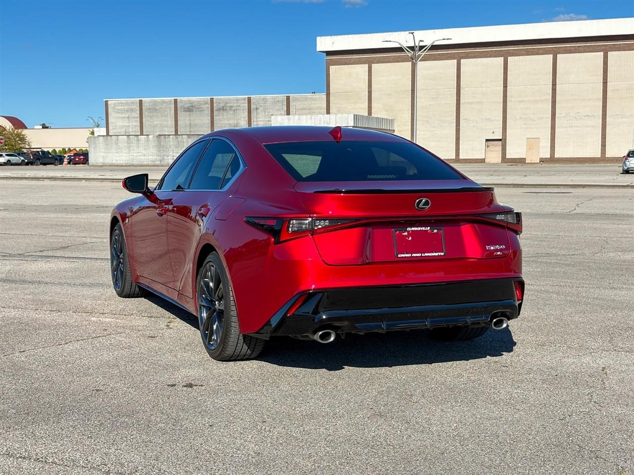 Lexus IS  2024