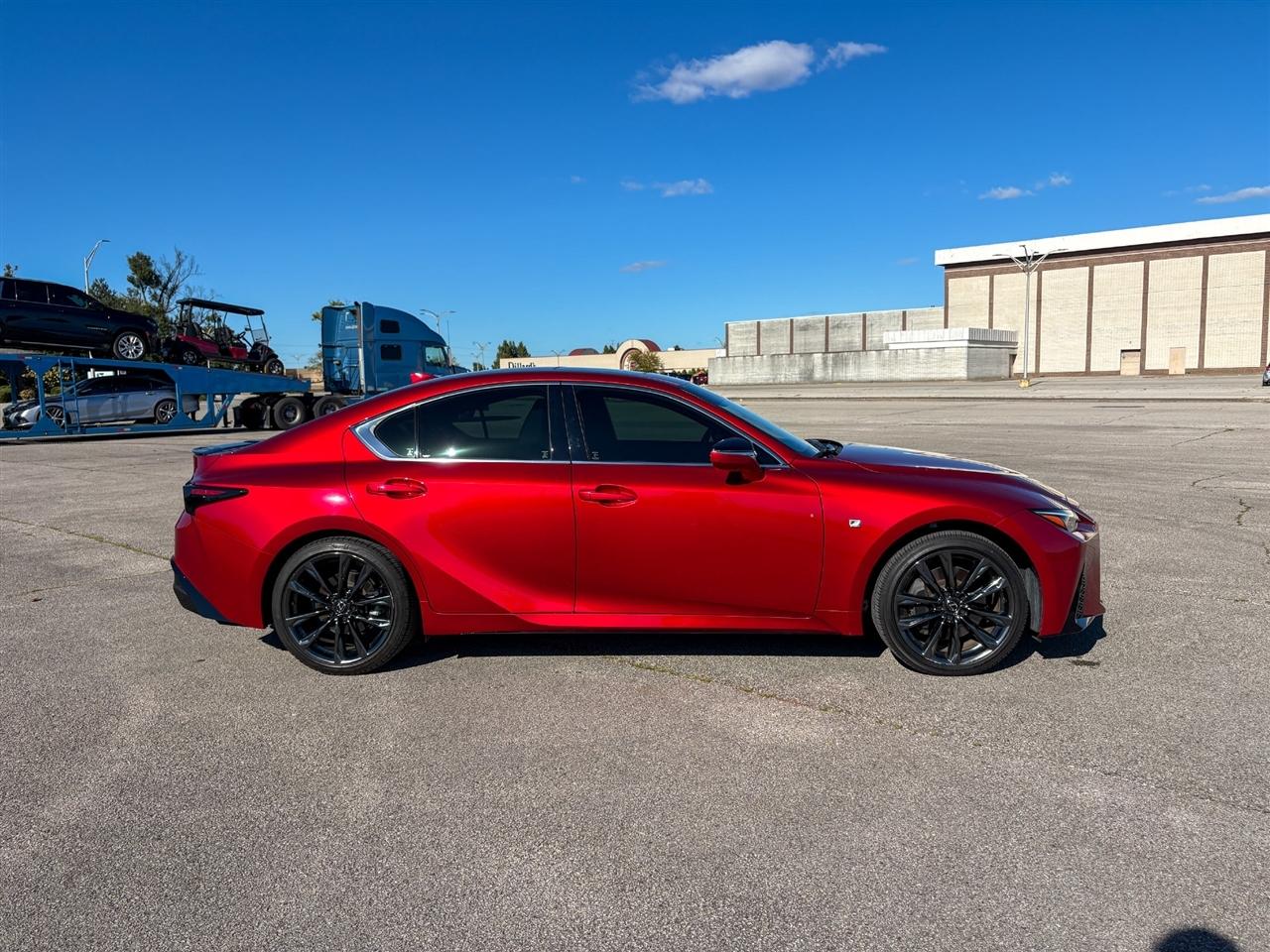 Lexus IS  2024