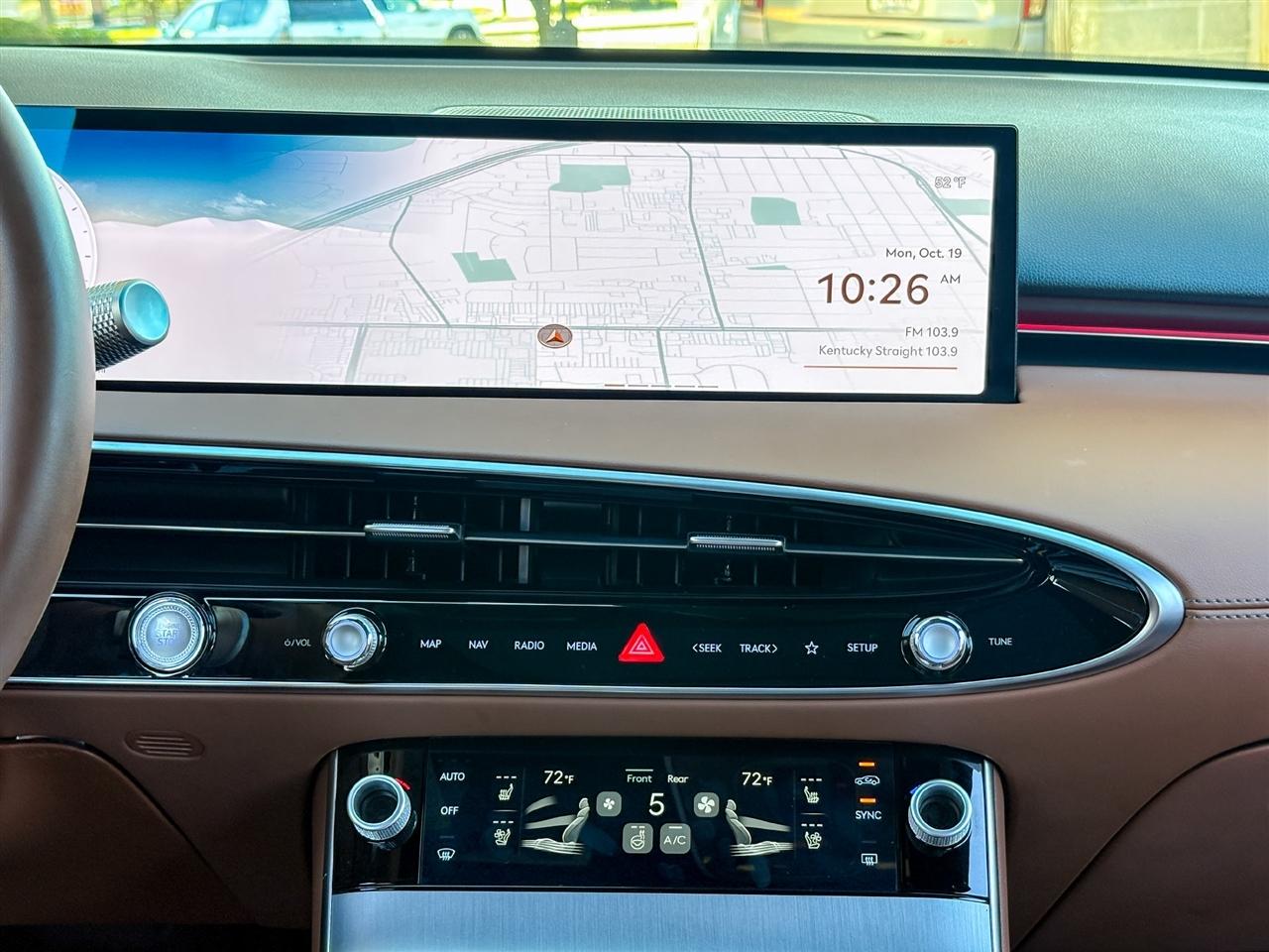 Genesis GV70  2026