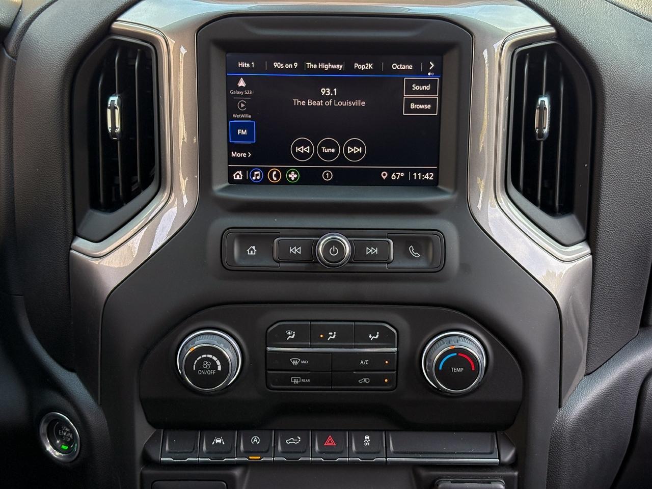 Chevrolet Silverado 1500  2024