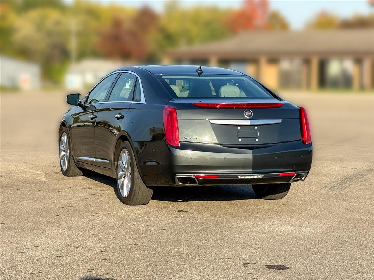Cadillac XTS  2013