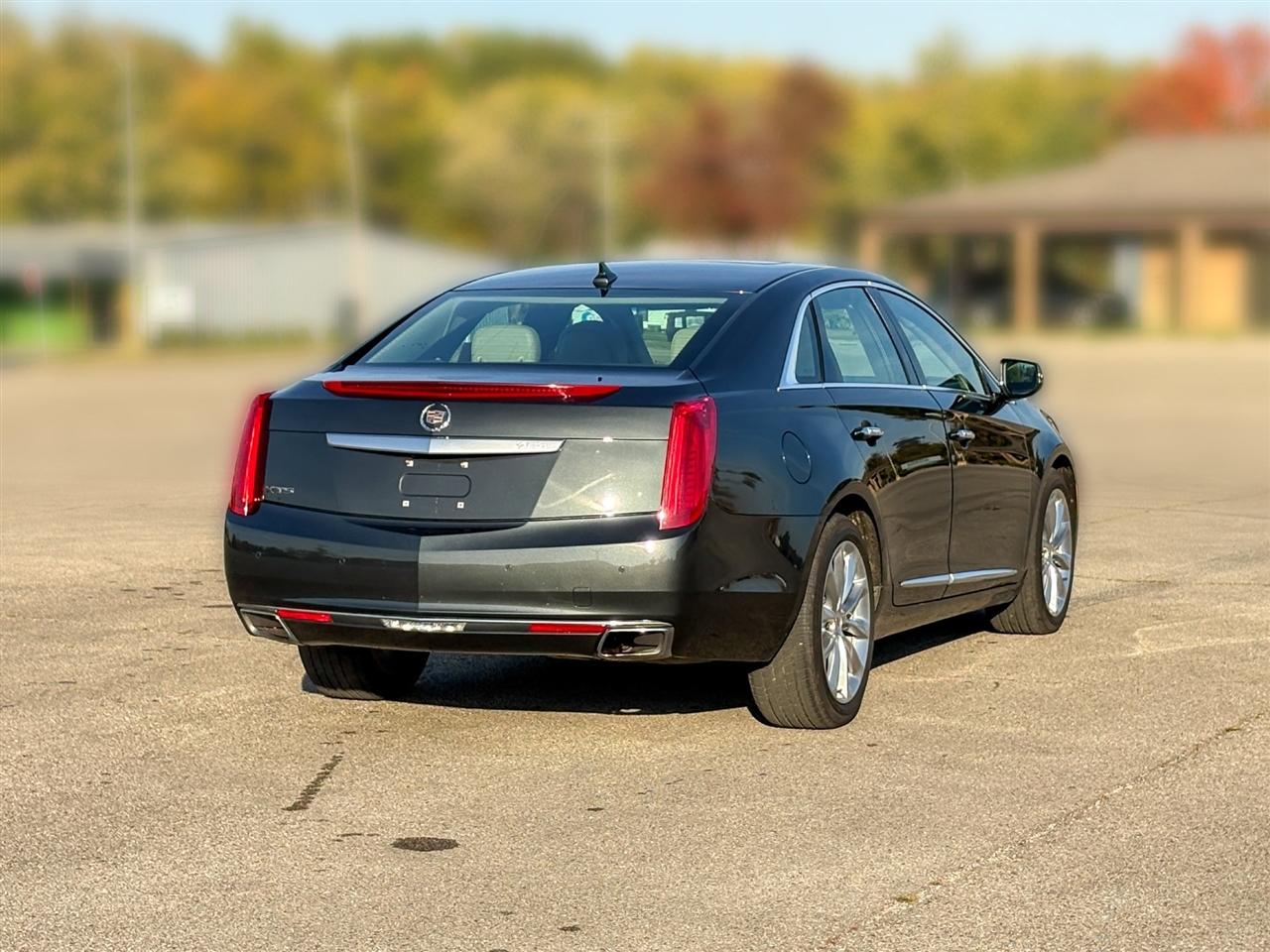 Cadillac XTS  2013