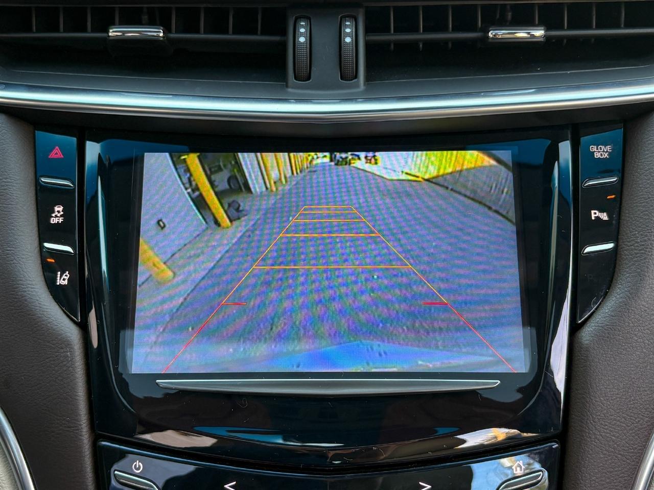 Cadillac XTS  2013
