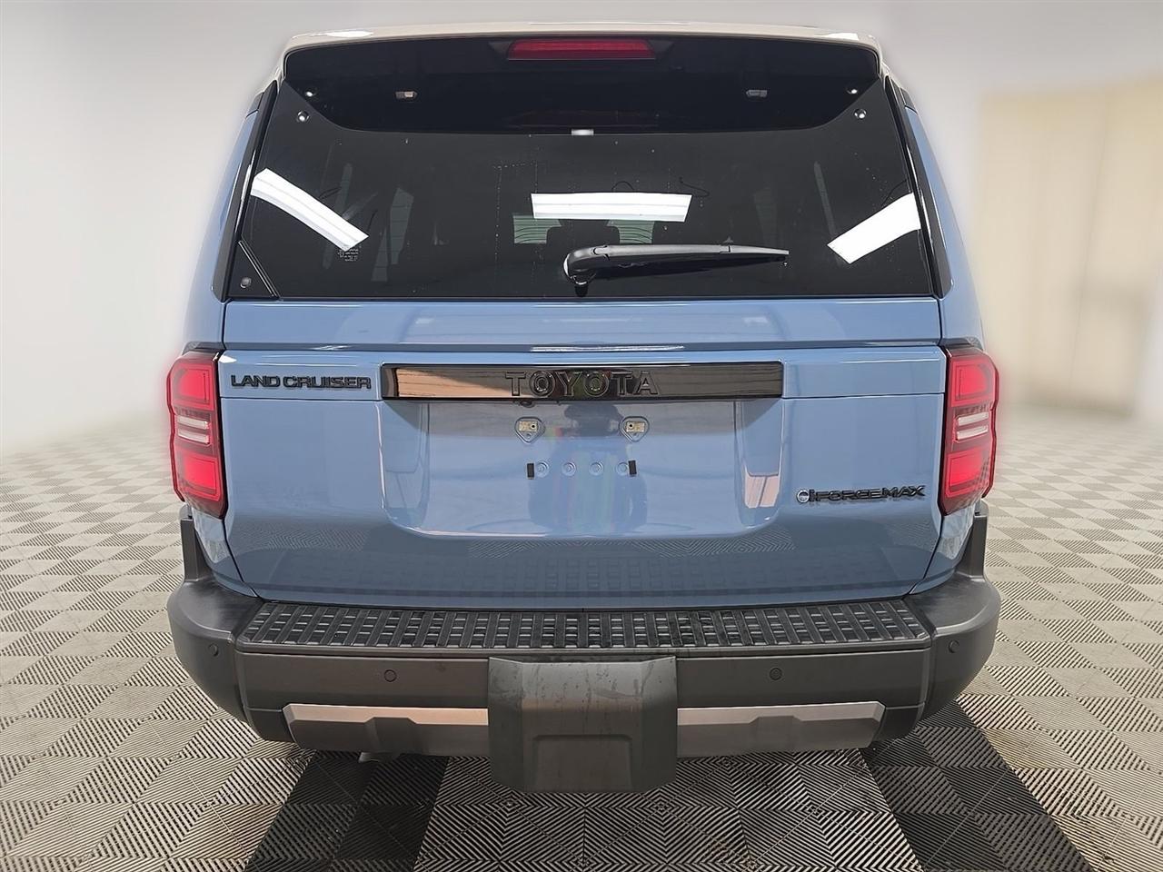 Toyota Land Cruiser  2026