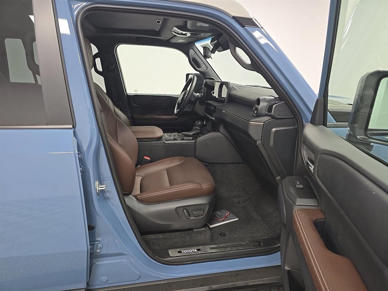 Toyota Land Cruiser  2026