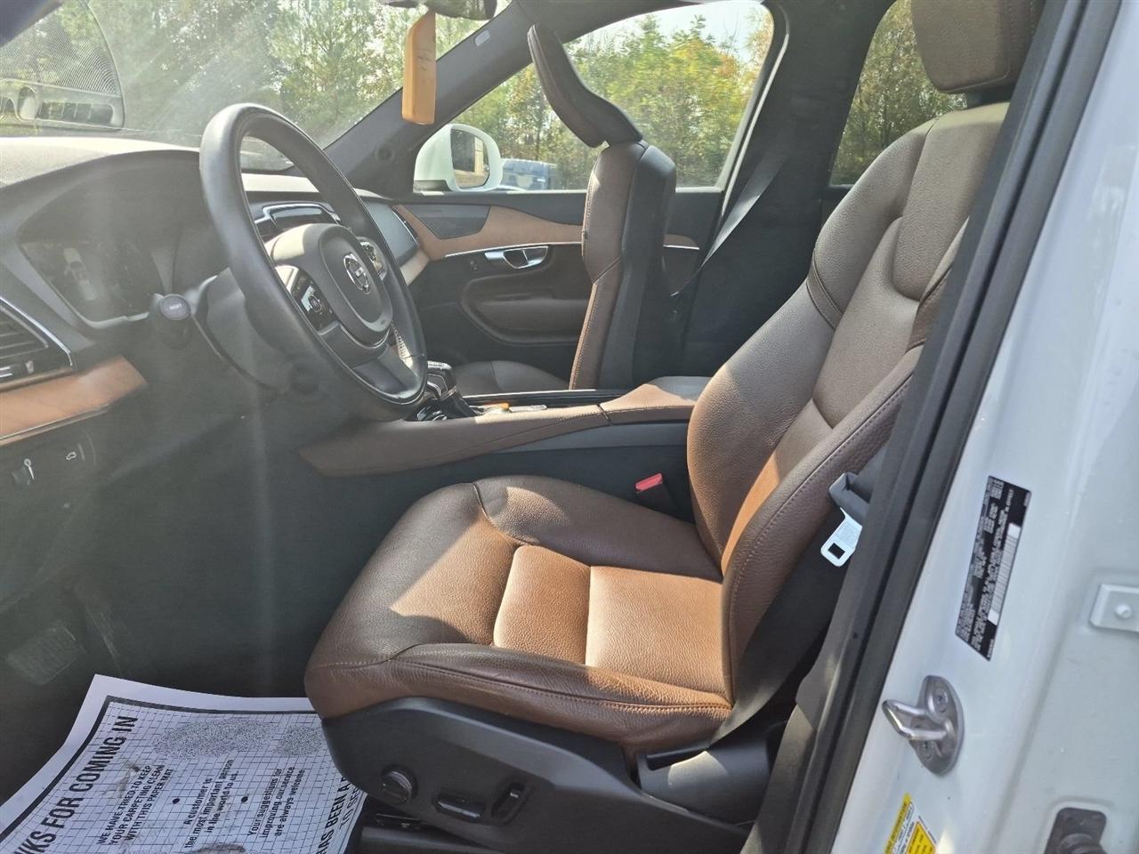 Volvo XC90  2022