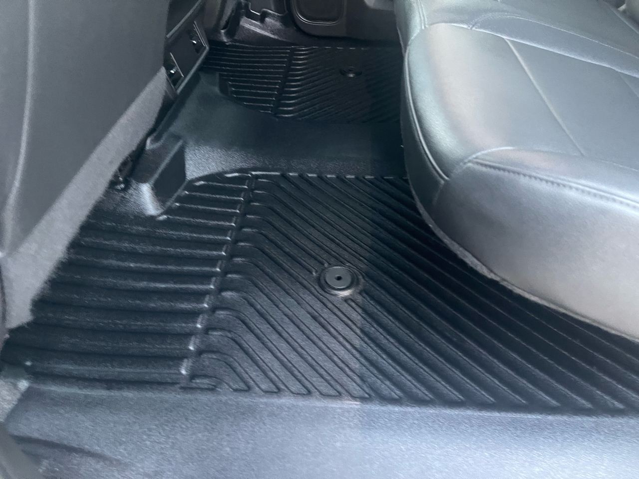 Chevrolet Silverado 1500 4WD Crew Cab 147" Work Truck 2021