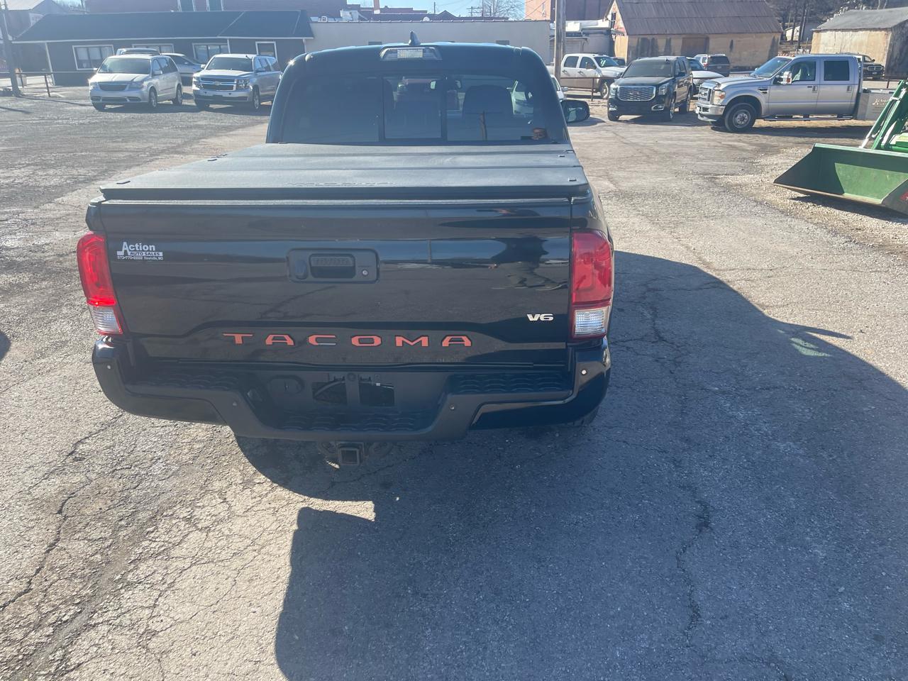 Toyota Tacoma 4WD Double Cab V6 AT TRD Off Road (Natl) 2016